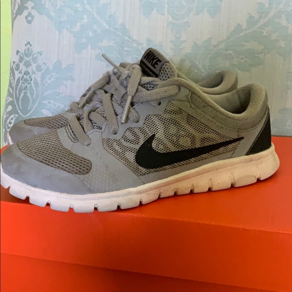 ⭐️👍Nike Shoes Unisex’s 👍⭐️